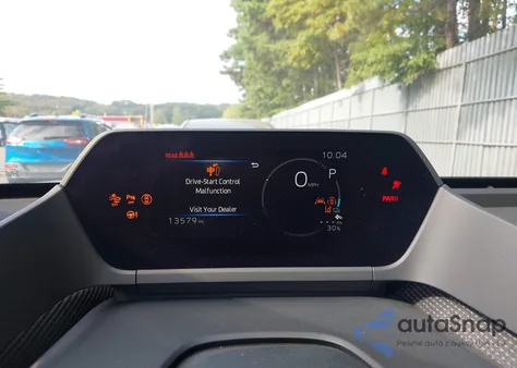 2024 Toyota Bz4X Xle z USA, uszkodzony, nr VIN JTMABACAXRA087695